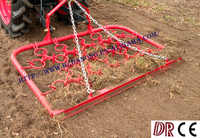 2400mm 8 pies Tractor Drag Atv 3 puntos Heavy Duty Harrow Chain Harrow Spring Tine Harrow Spike Tooth Harrow para granja