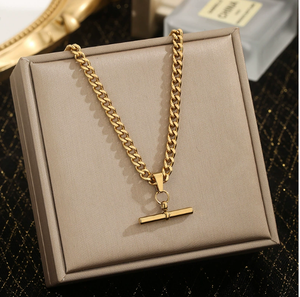 Collar de Estilo Retro y Moderno, Chapado en Oro de 18k, Acero Inoxidable, Geométrico, con Colgante de Barra en Forma de T - Product Image 4
