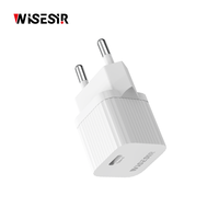 Chargeur mural GaN 20W à port unique PD à charge rapide Type-C pour usage domestique, protection OTP, design élégant pour table de chevet