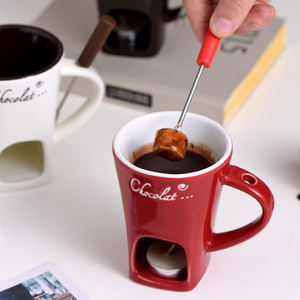 En stock : Ensemble de fondue en céramique 150 ml avec poignée en porcelaine, compatible lave-vaisselle et micro-ondes, comprend tasse <span class=keywords><strong>à</strong></span> <span class=keywords><strong>fromage</strong></span>/fondue, fourchette et bougie - Product Image 3