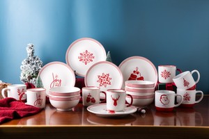 Service de table en céramique et grès personnalisé, motif rouge professionnel, pour Noël : assiettes, bols, tasses – Cadeau portable pour les fêtes - Product Image 2