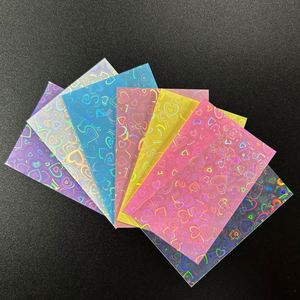 Protège-cartes holographiques laser 61x91mm en PP transparent pour cartes à collectionner, motif multicolore - Product Image 2