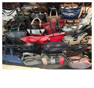 Bolsos de Mujer al por Mayor de Chen Stock End, Bolsos Usados, Bolsos de Mujer Nuevos, el Último Estilo en Venta - Product Image 1