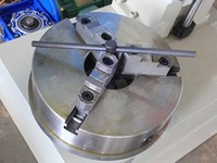 Torno CNC para Tambor de Freno con Motor de 1.1kw, Diámetro de Procesamiento de 180-600mm, WADJAY T8362 con Bomba de Engranajes y Rodamiento
