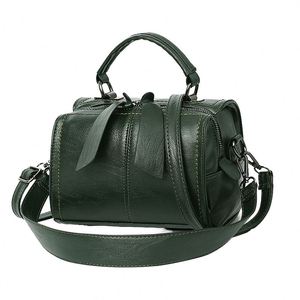 Bolso Tote de Oficina Personalizado en Oferta para Mujer, Impermeable, para Computadora, de Hombro, de Cuero Genuino Encerado - Product Image 1