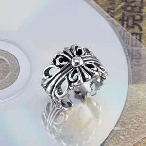 Anelli a Croce in Stile Europeo e Americano, Anelli Vintage Retrò Punk Hip Hop con Grande Croce per Uomo - Product Image 3