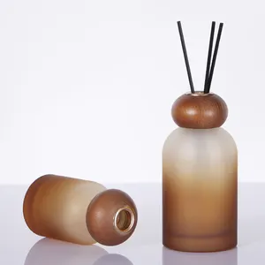 250ml luxury custom gradient color reed diffuser empty glass bottles with wood lid