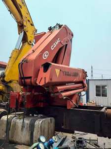 รถบรรทุกสีแดงพร้อมเครน (รับน้ำหนัก 20 ตัน) ขายในราคาถูก - Product Image 5