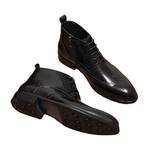 Botas de Hombre Nuevas de Invierno, Botas de Piel Vacuna con Diseño Brogue, Botas de Moda - Product Image 3