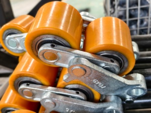 Neumáticos Nuevos para Montacargas, Ruedas de Goma Naranja para Carretillas Elevadoras, Uso Industrial, Logística y Transporte, Capacidad de 1.5 Toneladas - Product Image 3