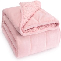 Couverture lestée douce et chaude rose taille Queen en flanelle et velours cristal, pratique et très demandée