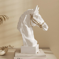 Statue de tête de cheval en résine, sculpture de cheval avec bridon noir, blanc et doré, décoration de bureau, ornement pour la maison, cadeau pour père, aîné