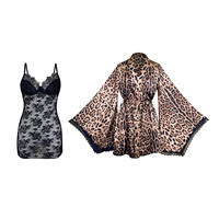 Sexy luxe luipaardprint satijnen lingerie set met V-hals, doorschijnende badjas, bikini, tweedelig, doorschijnend, open voorkant, nachtkleding