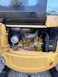 รถขุดตีนตะขาบ CAT 303.5E มือสองใช้งานน้อย แบบ Zero-Swing สำหรับงานก่อสร้างในพื้นที่แคบในเมือง - Product Image 6
