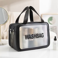 Logo personnalisé petit étui à cosmétiques de voyage avec fermeture éclair givrée PVC imperméable dames laver articles de toilette noir rose blanc pour le maquillage