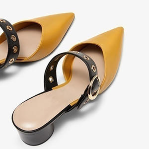 2025 printemps et été nouveau <span class=keywords><strong>petit</strong></span> même Style femmes sandales pointues <span class=keywords><strong>talon</strong></span> épais pantoufles Mules chaussures - Product Image 3