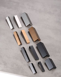 قاعدة جدارية حديثة من الفولاذ المقاوم للصدأ 304 بطول 15 سم مع شريط زخرفي بتصميم حرف U وتصميم مخفي لشريط البطاقات - Product Image 6