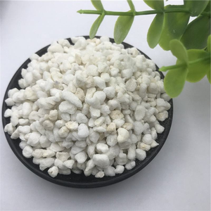 Perlite expansée blanche Jinshi Hebei, directement de l'usine, 1-8mm, pour horticulture et hydroponie, 100L/sac, vente en gros - Product Image 2