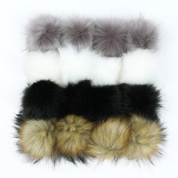 Usine directe en gros coque de téléphone avec fausse boule de fourrure de renard porte-clés boule de bouffée fausse fourrure de renard pompon boule porte-clés