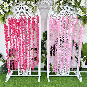 Guirlande d'hortensias artificiels Queyiyi, 2m, fleurs en soie, décoration pour arche de mariage, décoration murale pour la maison - Product Image 1