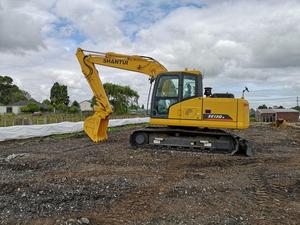 Mini-excavatrice sur chenilles chinoise Shantui SE60 de 6 tonnes avec pouce à vendre - Product Image 2