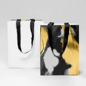 2024 saco de papel liso de preço razoável, saco de papel luxuoso para vestidos, saco de papel com fita, venda imperdível