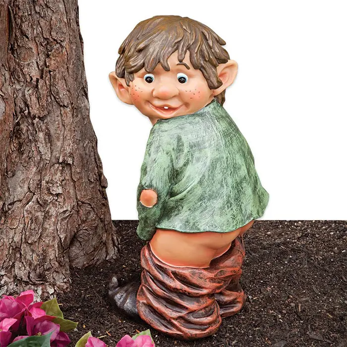 Polyresin Gefangen mit Seine Hose Unten Garten Elf Statue Oder Frech Garten Elf Hof Kunst