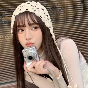 Gorro de lana tejido a mano estilo japonés, unisex para adultos, con patrón de cuadrícula de colores, dulce y lindo, con diseño hueco tipo Baotou. - Product Image 4