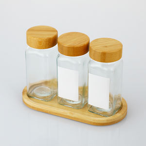 Venta al por mayor vacío cuadrado cocina 4oz 100mL botellas <span class=keywords><strong>de</strong></span> condimentos pimienta vidrio especias tarro con coctelera tapas <span class=keywords><strong>de</strong></span> madera - Product Image 1