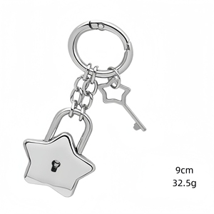 Llavero con Candado de Estrella y Corazón Dorado y Plateado, Amuleto para Bolso o Cartera para Mujer, Elegante Candado de Metal con Forma de Estrella y Corazón para Parejas - Product Image 4
