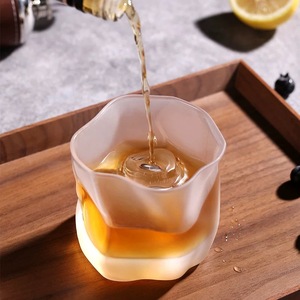 7.5oz /220ml Whisky Wine Glass Set Crystal Vintage Wine Glass Gift Box Custom Suitable for Scottish Whisky Vodka Rum <strong>Purchase</strong> - Product Image 3