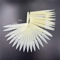 Palette de couleurs pour nail art moderne en plastique écologique, 50 pièces, échantillon de vernis à ongles liquide carré, présentoir de couleurs, nuancier d'entraînement