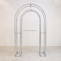 NIKA Arche décorative 3D de 7 pieds avec support et housse en tissu plissé, design personnalisé pour mariages et fêtes d'anniversaire