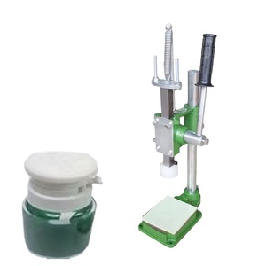 Herramienta Profesional para Tapar Botellas de Perfume, Máquina Manual de Prensado para Tapas de 11 mm, 13 mm, 15 mm y 20 mm - Product Image 1