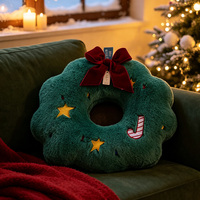 Coussin en peluche sur le thème de Noël Kawaii, design personnalisé, coussin de canapé doux en forme de sapin de Noël et couronne, cadeau de fête de Noël