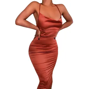 Donne di estate lungo abito di raso senza maniche dalla fasciatura backless del vestito da partito elegante abiti sexy elegante scava fuori