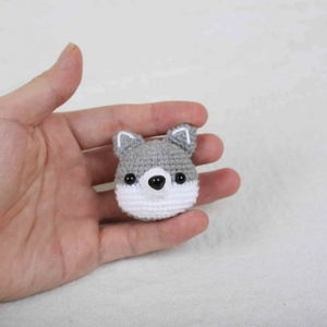 พวงกุญแจโครเชต์รูปหัวชิบะอินุน่ารัก งานแฮนด์เมด ตุ๊กตาสุนัขการ์ตูนขนาดเล็ก จี้ห้อยกระเป๋า อุปกรณ์ตกแต่งสั่งทำได้ <span class=keywords><strong>ขาย</strong></span>ดี - Product Image 3