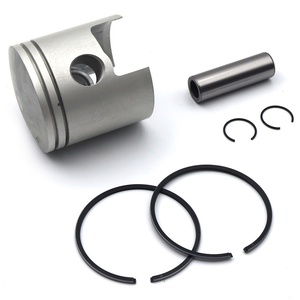 Ensemble de segments de piston KOETSU modèle 6e0-11631-00-98 compatible avec Tohatsu pour moteurs <span class=keywords><strong>hors</strong></span>-<span class=keywords><strong>bord</strong></span> et pistons d'hélice - Product Image 1