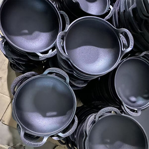 Ensemble de casseroles <span class=keywords><strong>en</strong></span> <span class=keywords><strong>fonte</strong></span> avec couvercle <span class=keywords><strong>en</strong></span> bois, cocotte multifonctionnelle à double poignée pour la cuisson du porridge, compatible avec les cuisinières à induction et à gaz - Product Image 5
