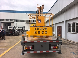 <span class=keywords><strong>Camion</strong></span>-nacelle diesel à flèche télescopique hydraulique pour travaux en hauteur et entretien de construction - Product Image 4