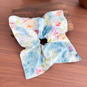 À la mode Vente Chaude Haut De Gamme Polyvalent Peinture À L'huile Style Floral Mouchoir pour Femmes Gros Intestin Anneaux - Product Image 6