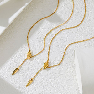 Collier de créateur en forme de serpent en acier inoxydable 316L plaqué or 18 carats, résistant à l'eau et inaltérable, avec logo personnalisé pour femme - Product Image 2