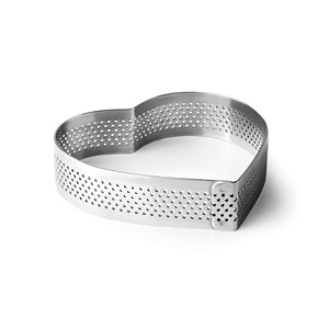 Anello da forno perforato a forma di cuore per modellare torte, diametro 6 pollici - Product Image 1