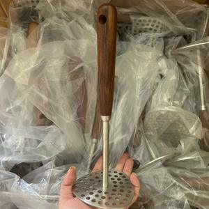 Triturador de Patatas 304 de Acero Inoxidable, Triturador y Machacador de Patatas para Alimentos Complementarios para Bebés - Product Image 3