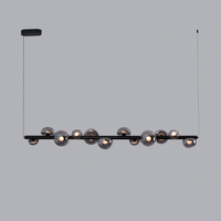 Lustre linéaire avec globes en verre fumé, barre en aluminium noir, LED, hauteur réglable, décoration pour appartement, table à manger, îlot de cuisine
