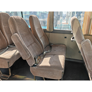 Autobús Toyota Coaster Usado de Buena Calidad en Japón, Euro 3, Gasolina, 20 Asientos, Volante a la Izquierda, para Tours de Pequeños Grupos - Product Image 5