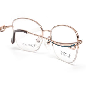 نظارات شيب هالفريم نقية من Shenzhen تصاميم جديدة للسيدات - Product Image 5