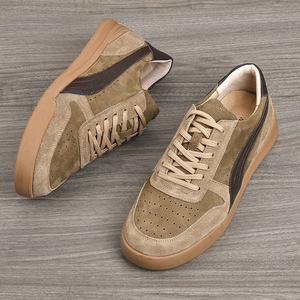 Chaussures de marche pour hommes à bout rond, à lacets, en faux daim, semelle extérieure en caoutchouc antidérapante, doublure en cuir véritable, couleur unie, confortables et décontractées - Product Image 1