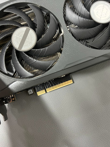 การ์ดจอเกมมิ่ง GeForce RTX 5060 OC 8G GDDR7 128บิต 28Gbps - Product Image 5