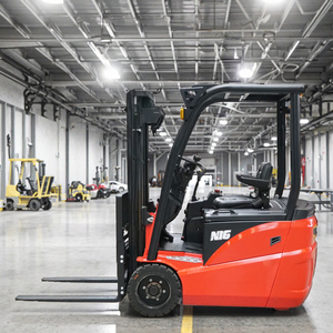 מלגזות חשמליות חדשות בעלות שלוש נקודות עיגון עם כושר נשיאה של 1.6 טון וטווח הרמה של 3 מטר עבור מחסני קמעונאות ומסעדות - Product Image 1